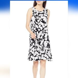 Floral Black and White XL Women's Dress